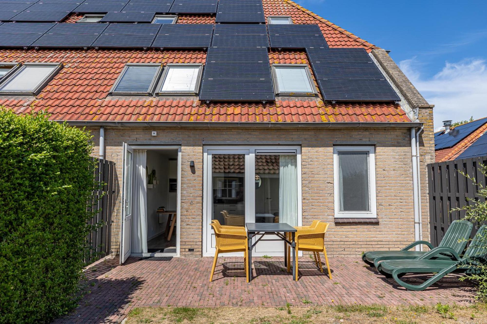 Appartementenhotel Tjermelan Terschelling Oosterend  Eksteriør billede